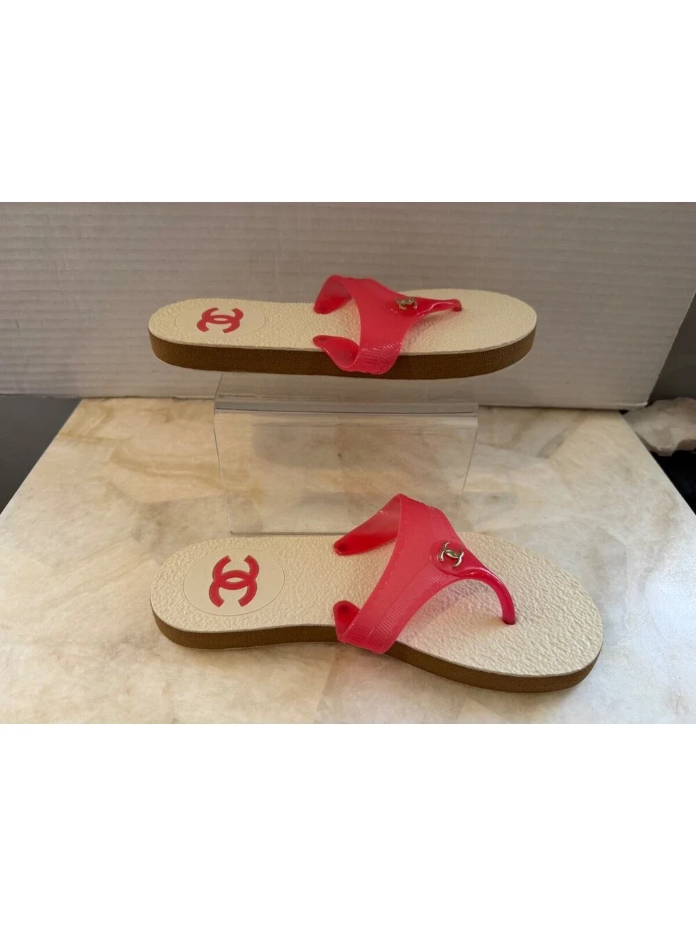 Authentic CHANEL Jelly Thong Sandals - Fuchsia Pink/Cream Size 38 - Pristine/NEW